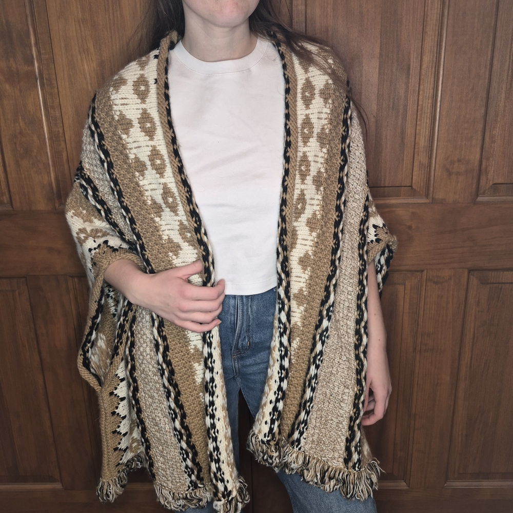 Bohemian Knit Shawl with Fringe